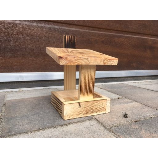 Madáretető 14x15x20cm