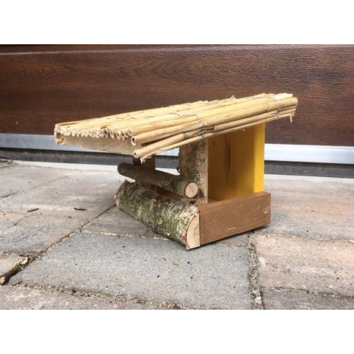 Madáretető 22x19x15cm