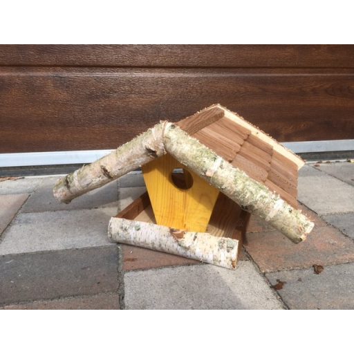 Madáretető 38x33x22cm