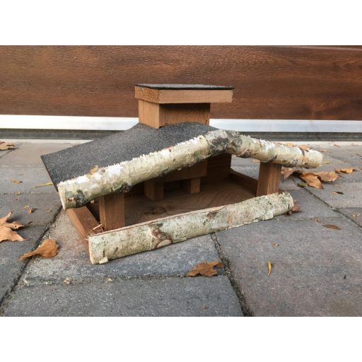 Madáretető 35x15x16cm önetető funkcióval