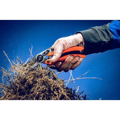 LÖWE 11.107 mellévágó metszőolló