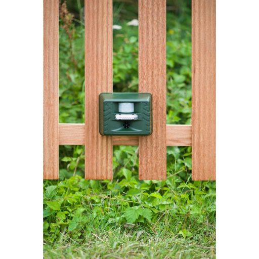 Ultrahangos riasztó 500 m2-re, távirányítóval, patkány,egér ellen - Szuper hatásfok!