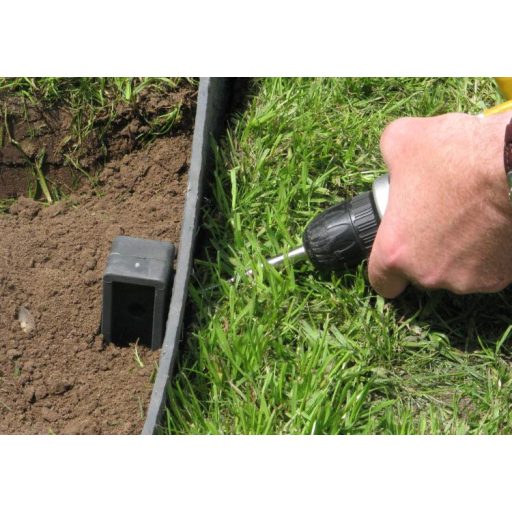 Cölöp tó és ágyásszegélyhez 40x40mm - 38cm