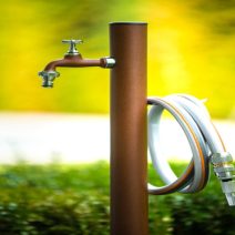 Kerti kút, díszkút, csap